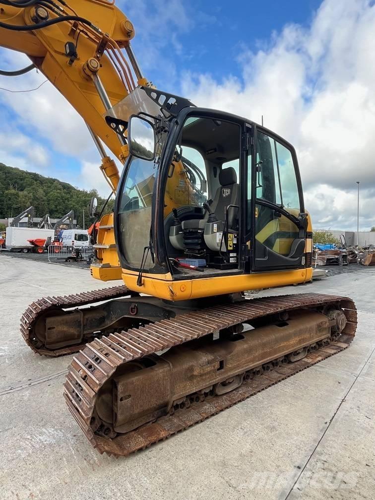 JCB JZ 235 LC Excavatoare pe șenile
