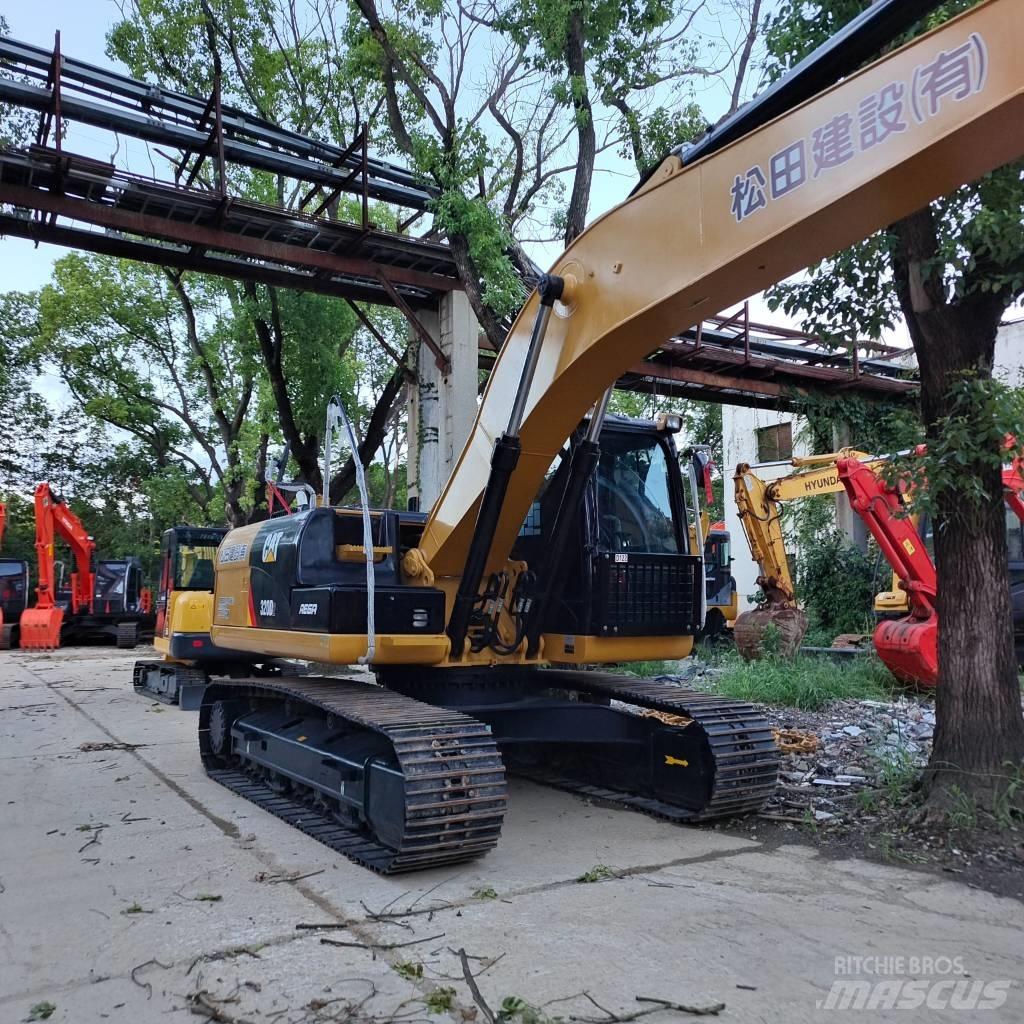 CAT 330 D Excavatoare pe șenile
