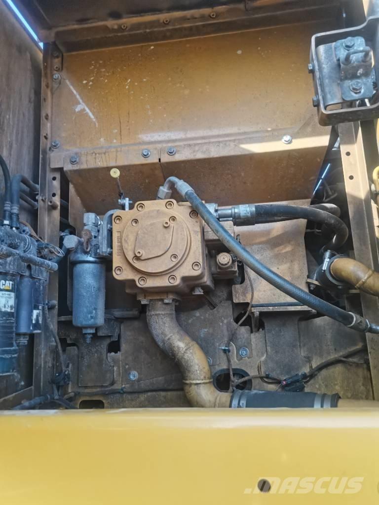 CAT 320 GC Excavatoare pe șenile
