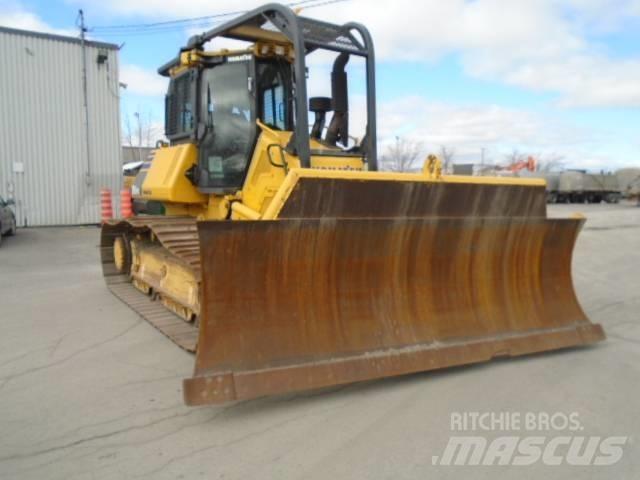 Komatsu D61PX-24 Buldozere pe senile