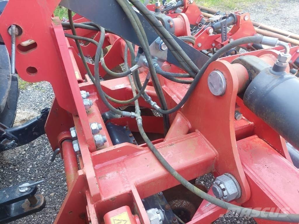 Metal-Fach U710 Grapa si pluguri rotative