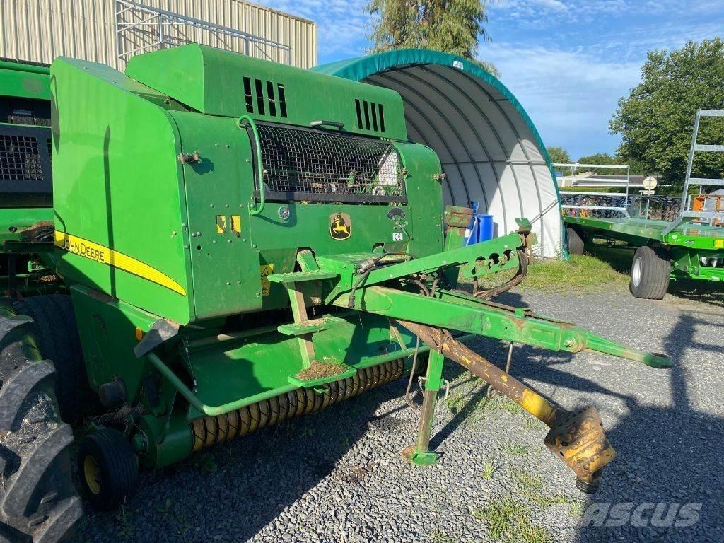 John Deere 568 Masina de balotat cilindric