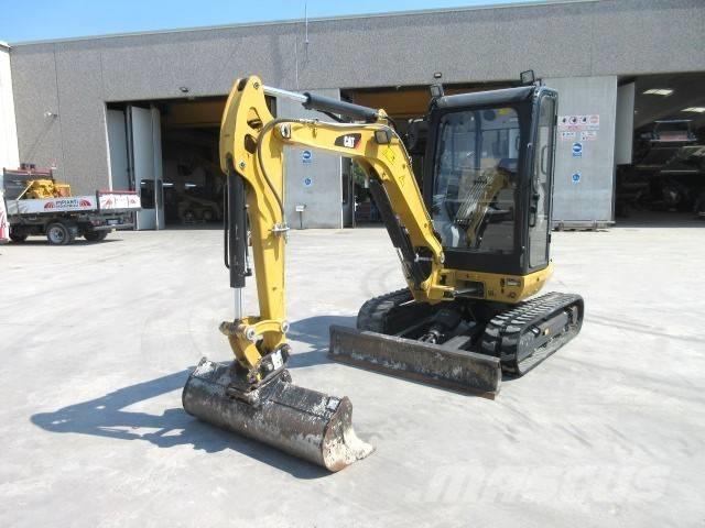 CAT 302.7 D CR Mini excavatoare < 7t