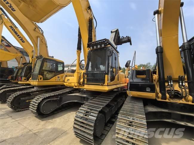 Komatsu PC 300 Excavatoare pe șenile
