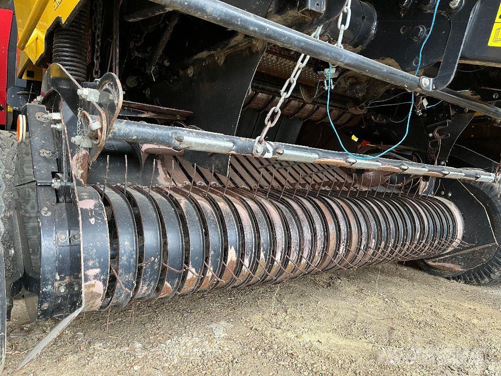 New Holland BR750A Masina de balotat cilindric