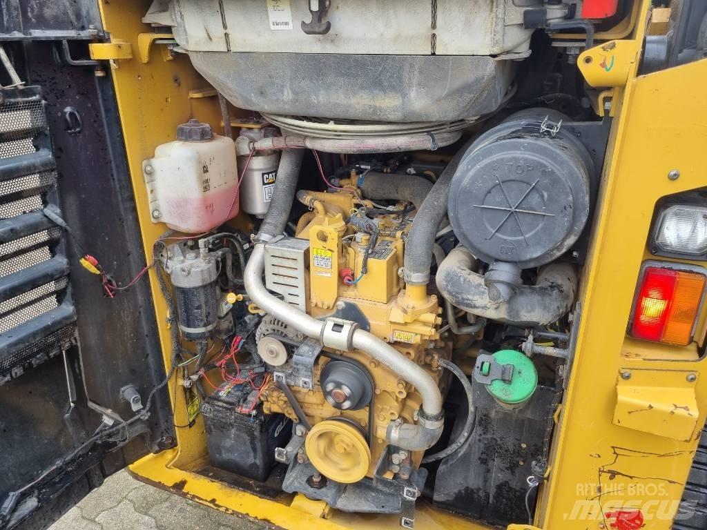 CAT 257 D Mini incarcator