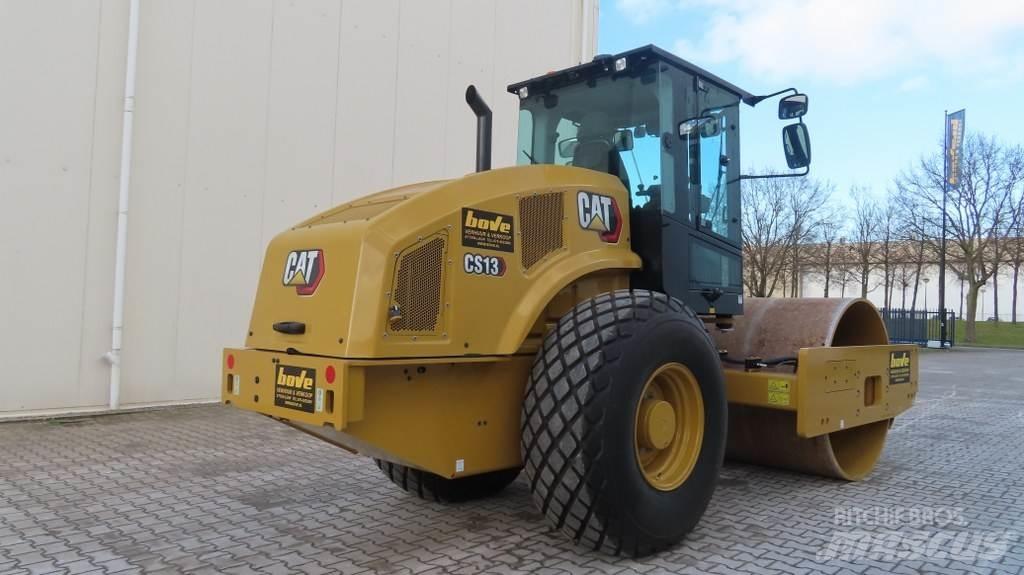 CAT CS66B Compactoare monocilindrice