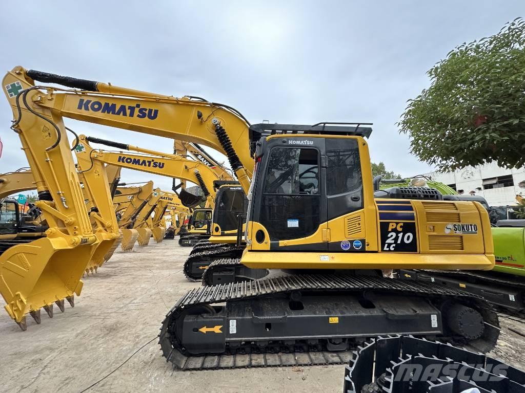 Komatsu PC 210 Excavatoare pe șenile

