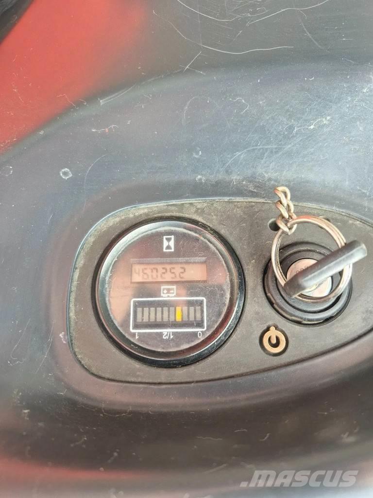 Linde L16 Stivuitoare montate pe camioane