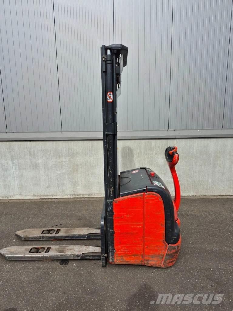 Linde L16 Stivuitoare montate pe camioane