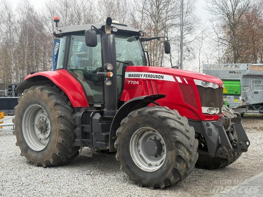 Massey Ferguson 7724 Tractoare