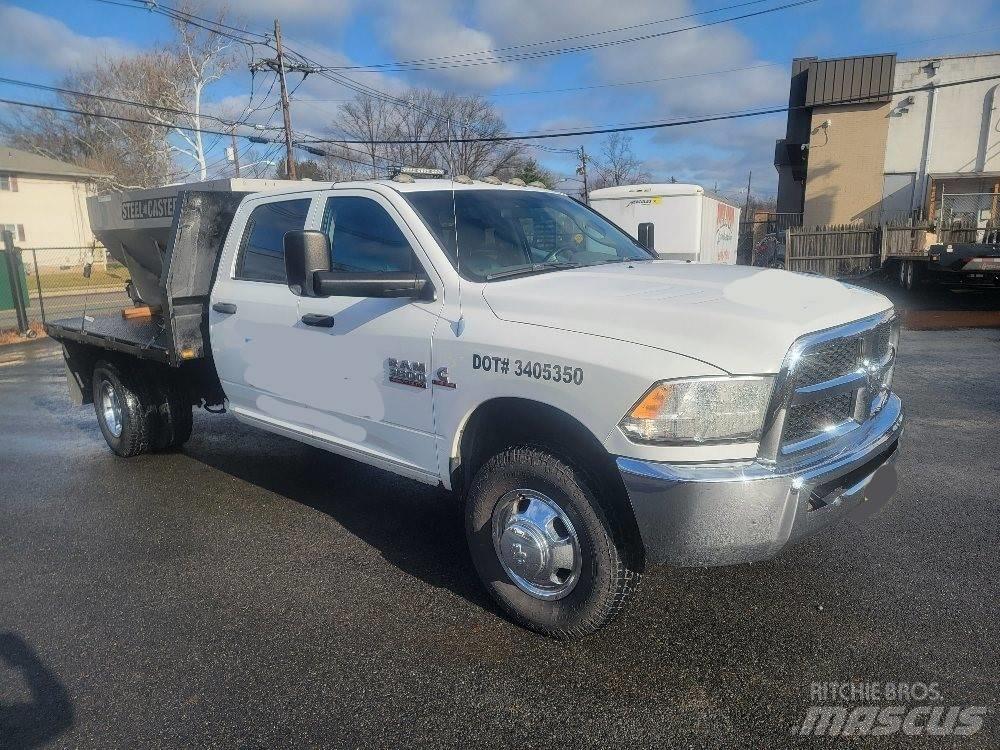 Dodge Ram 3500 Camioane platforma/prelata