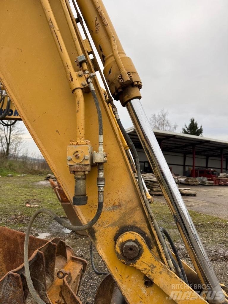 Komatsu PC 490 LC-10 Excavatoare pe șenile
