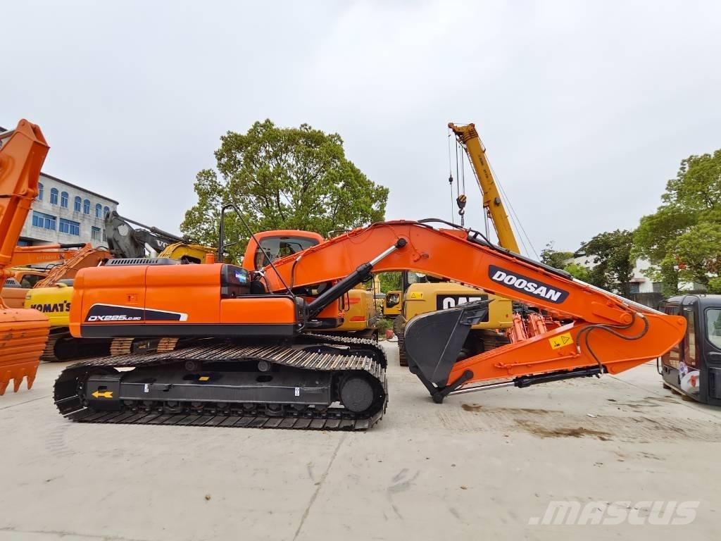Doosan DX 225 LC-9C Excavatoare pe șenile
