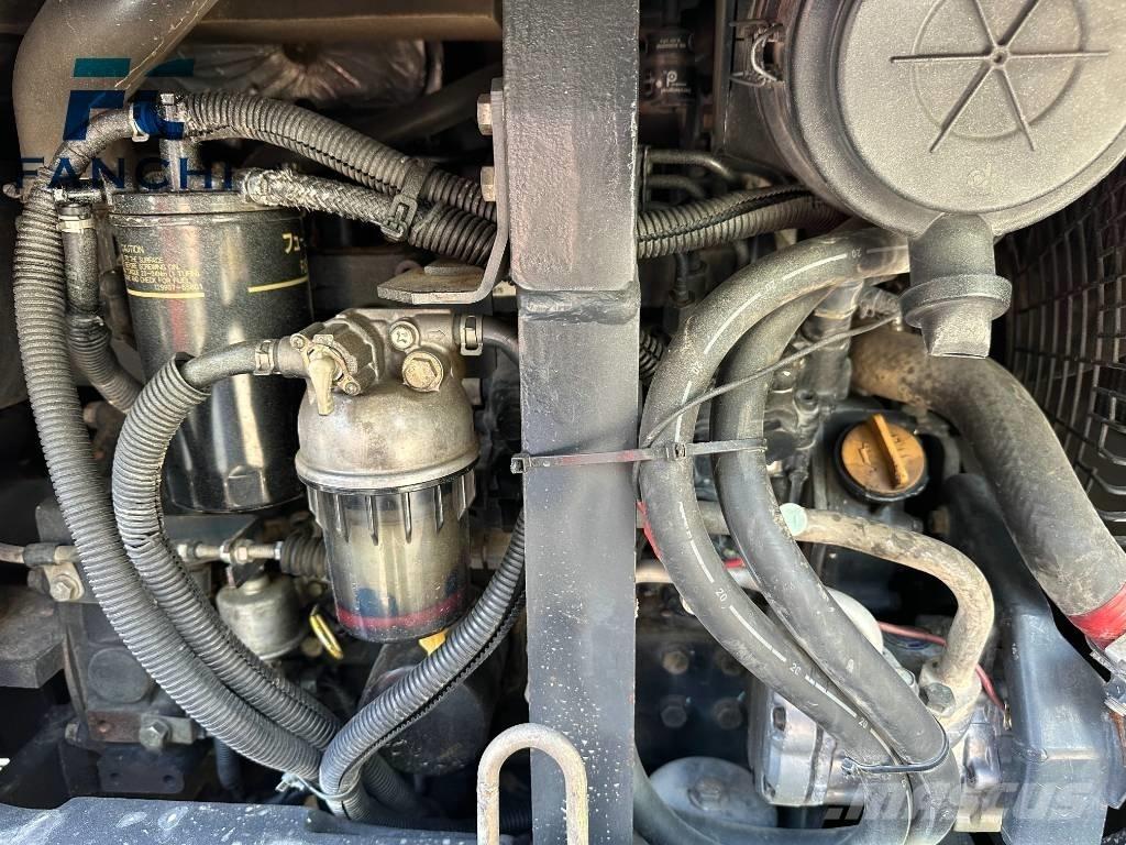Hitachi 50U Excavatoare pe șenile
