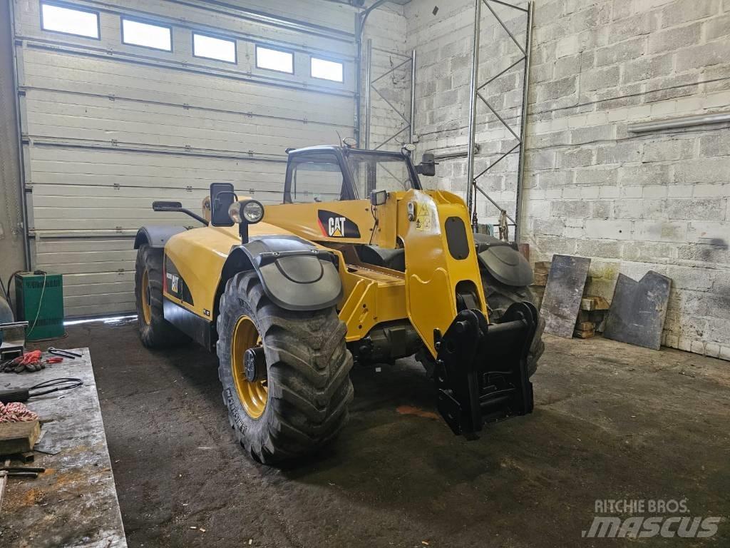 CAT TH330B 2007 Incarcator pe pneuri