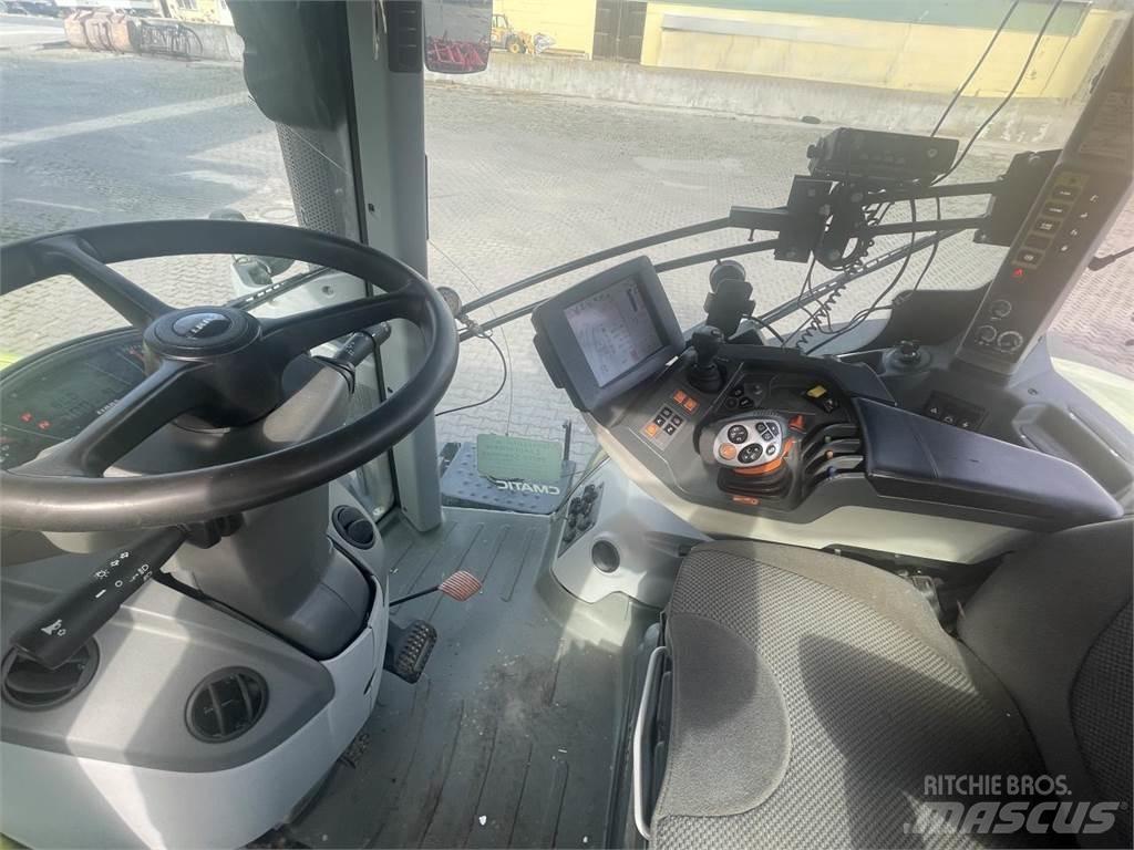 CLAAS AXION 830 Tractoare