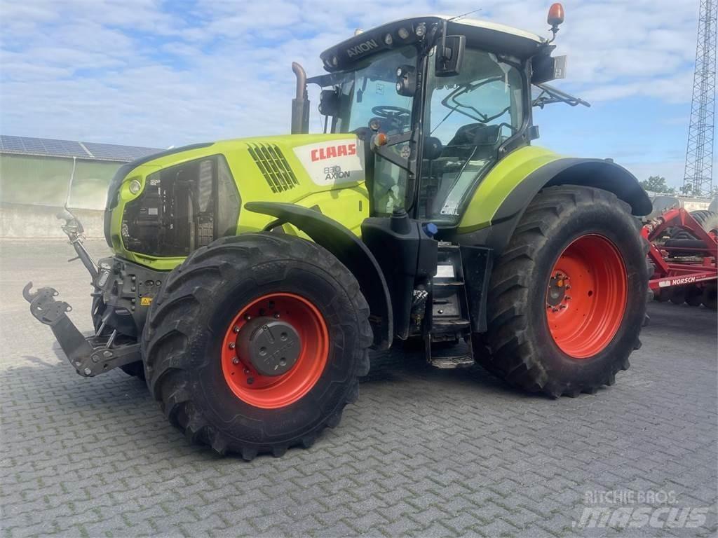 CLAAS AXION 830 Tractoare