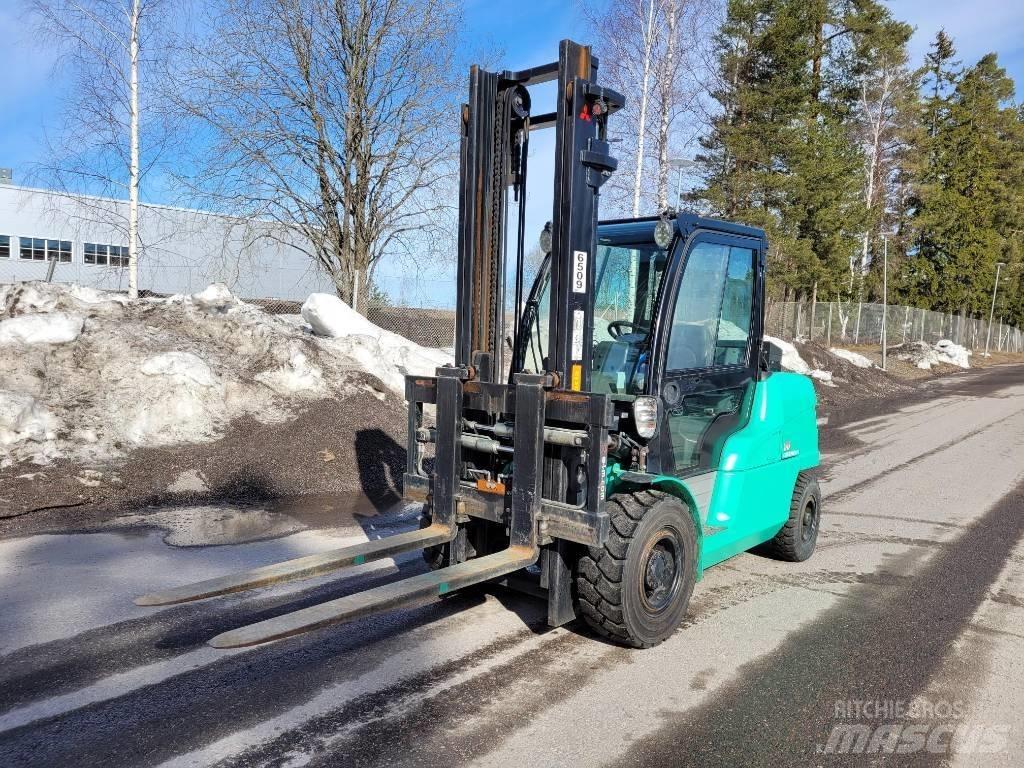 Mitsubishi FD50N Stivuitor diesel