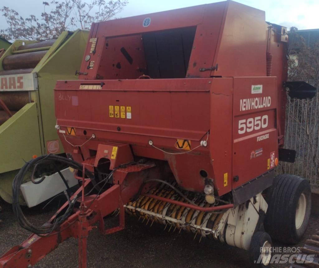 New Holland 5950 Masina de balotat cilindric
