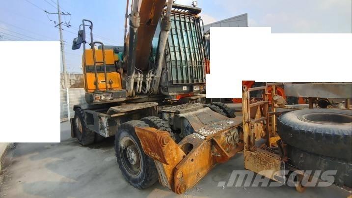 Hyundai HW 210 A Excavatoare cu roti