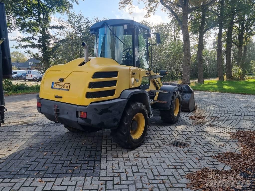 Yanmar V 120 Incarcator pe pneuri