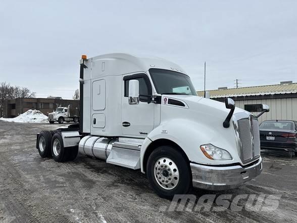 Kenworth T680 Autotractoare