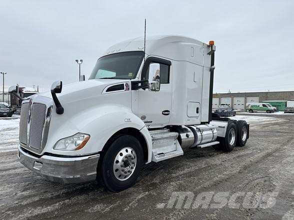 Kenworth T680 Autotractoare