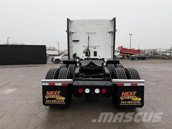 Kenworth T680 Autotractoare