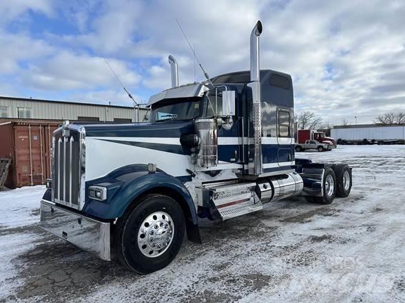 Kenworth W900L Autotractoare