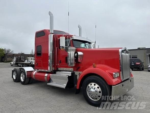 Kenworth W900L Autotractoare