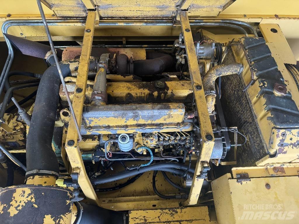 New Holland TX 65 Combine de secerat