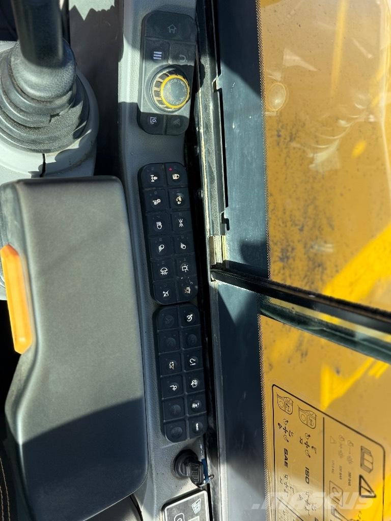 JCB Hydradig Excavatoare cu roti