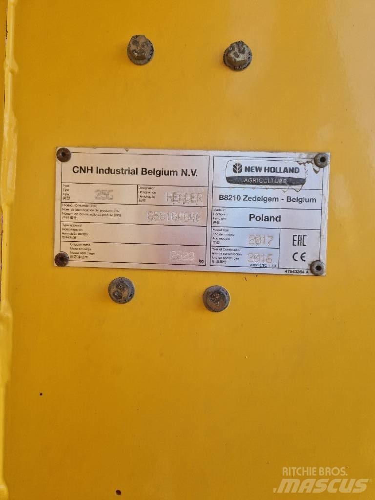New Holland CX 8.85 Combine de secerat
