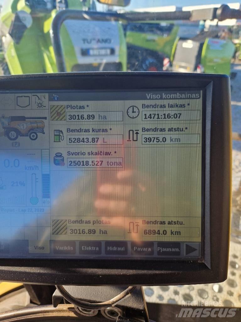 New Holland CX 8.85 Combine de secerat