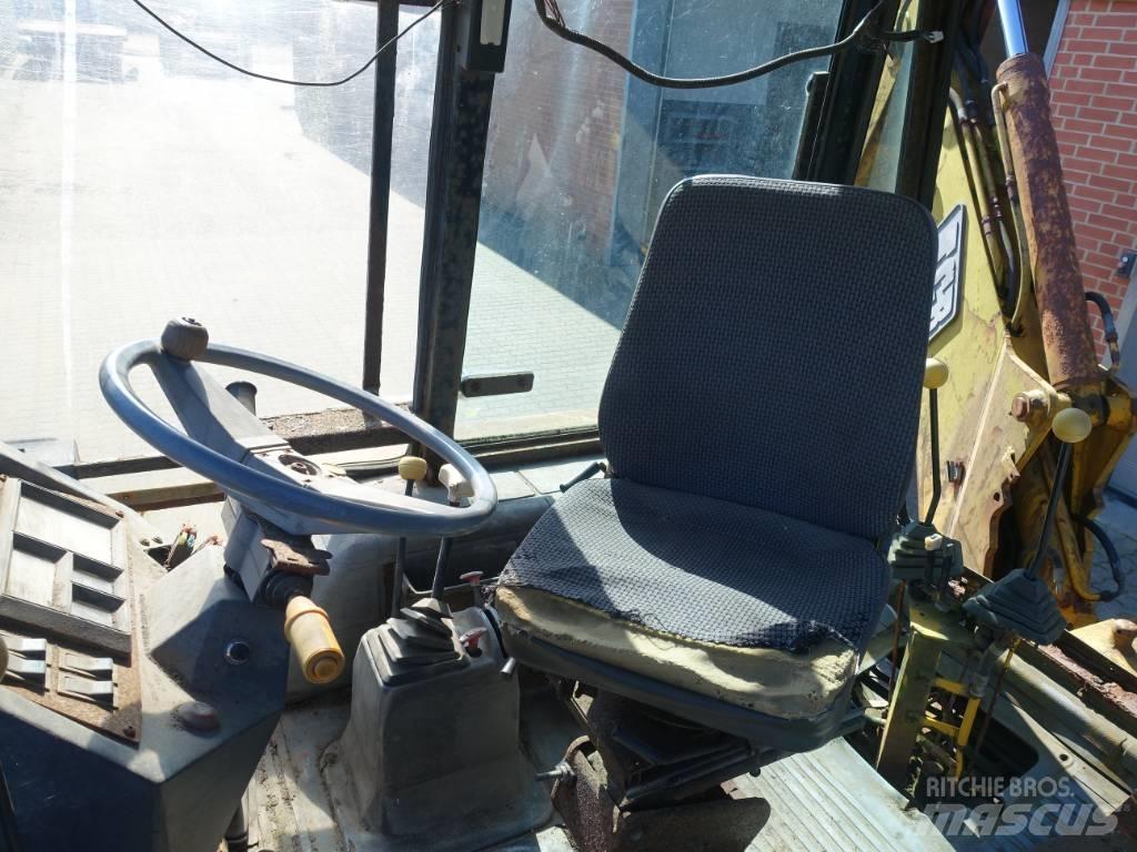 JCB 3 CX Buldoexcavatoare