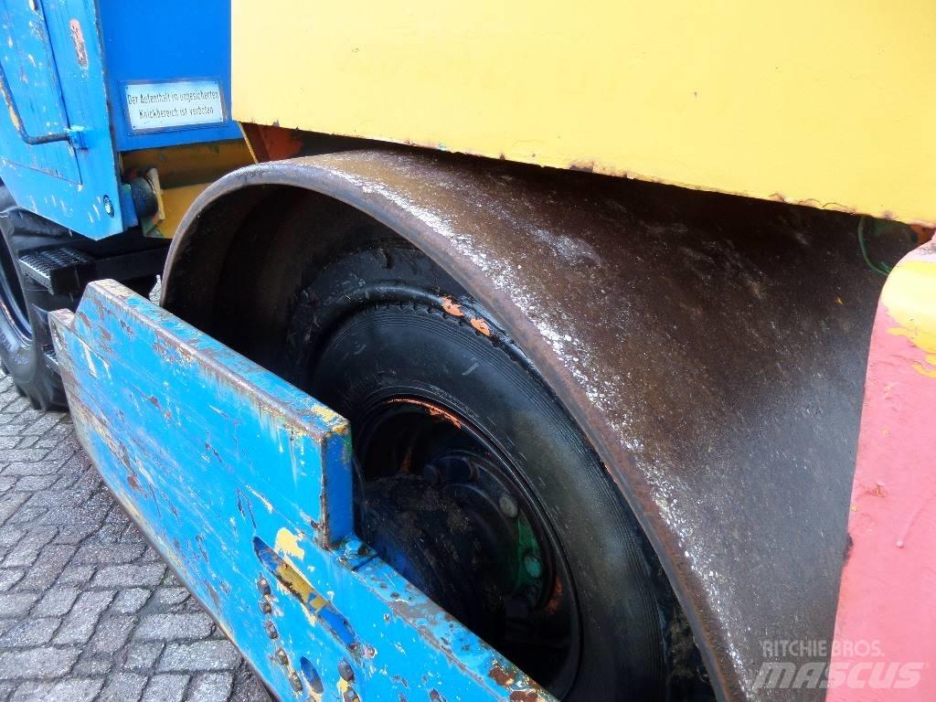Bomag 10 ton Cilindri compactori micsti