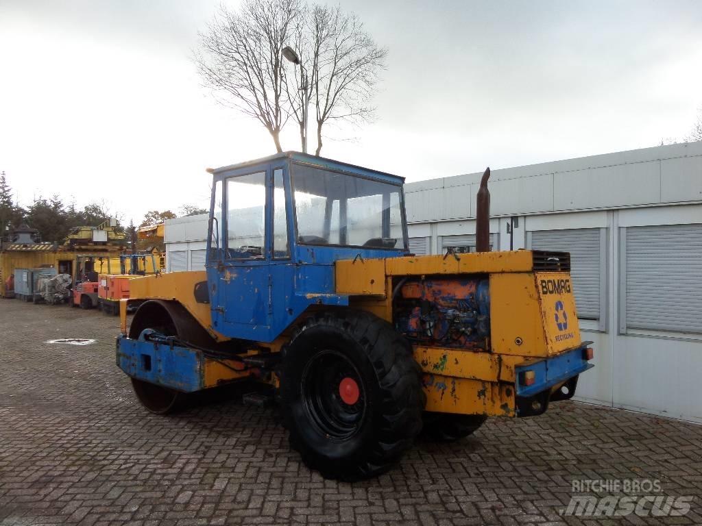 Bomag 10 ton Cilindri compactori micsti