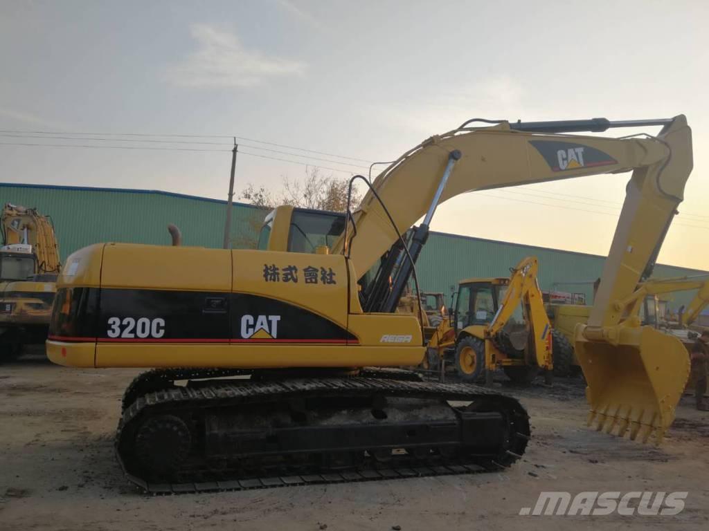 CAT 320C Excavatoare pe șenile
