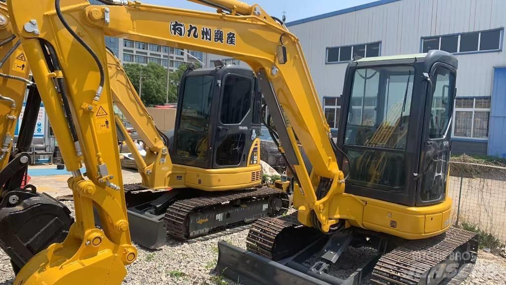 Komatsu PC 40 MR Excavatoare pe șenile
