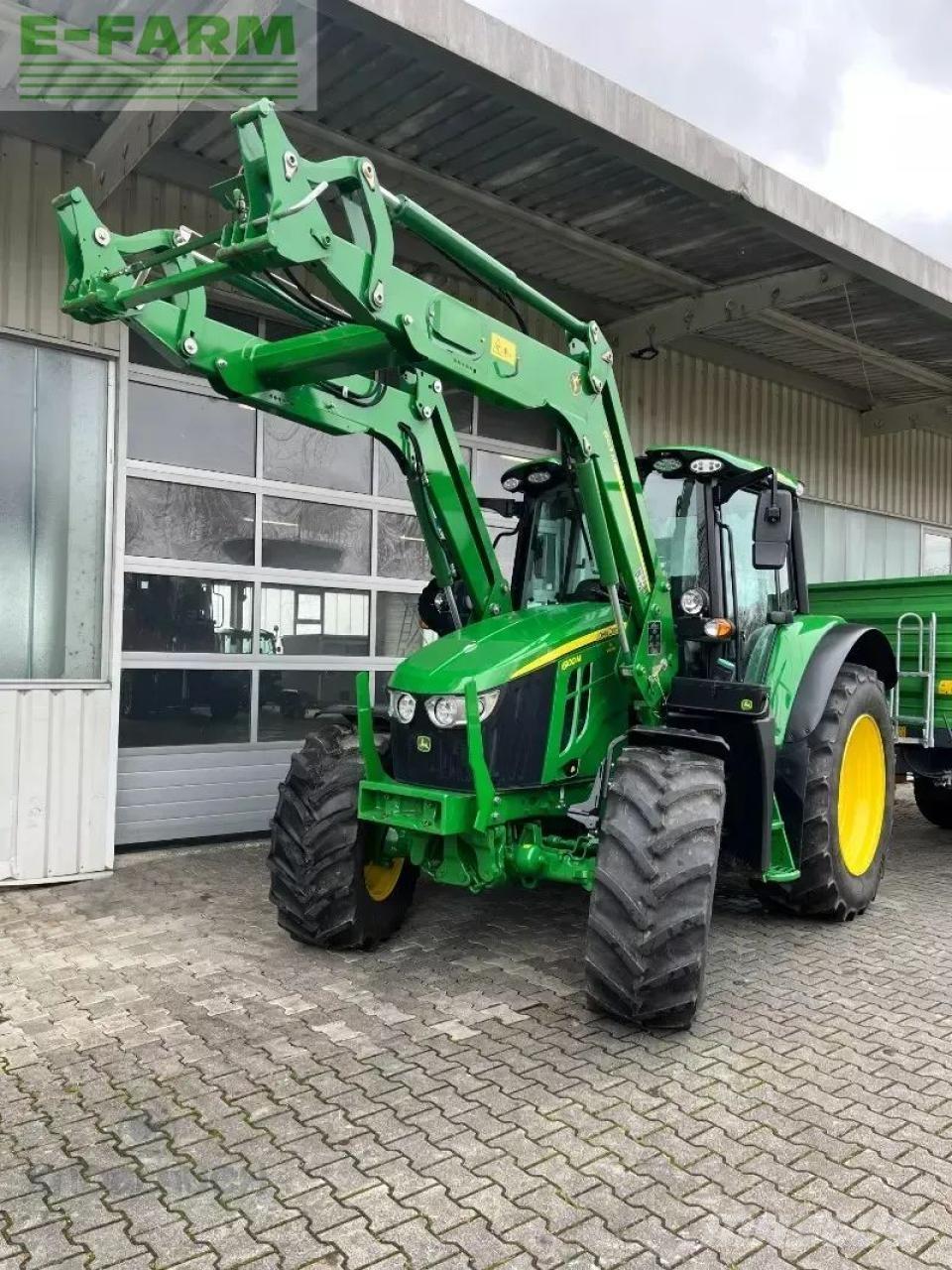 John Deere 6100m Tractoare