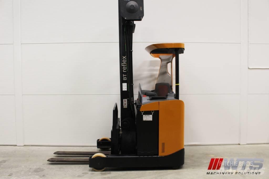 BT RR E 160 Stivuitor cu catarg retractabil
