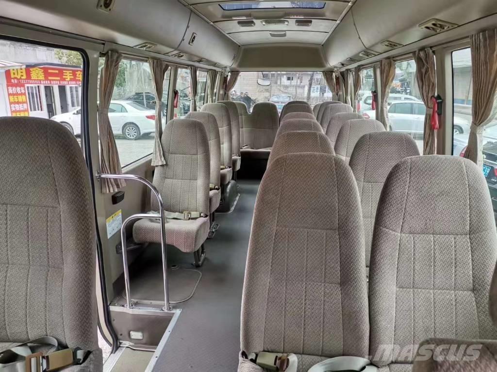 Toyota Coaster Bus Mini autobuze