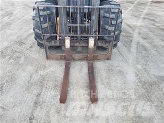 CASE 586H Masini de teren dificil
