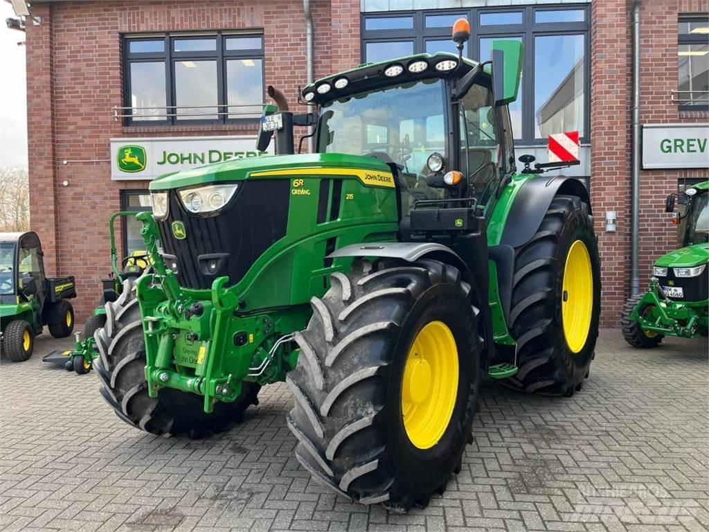 John Deere 6R215 Tractoare