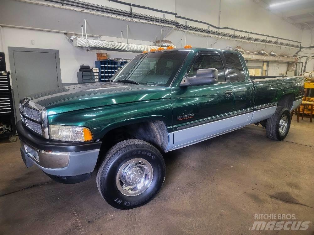 Dodge 2500 SLT Altele