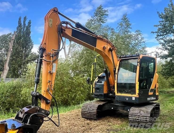 Hyundai HX 130 LCR Excavatoare pe șenile
