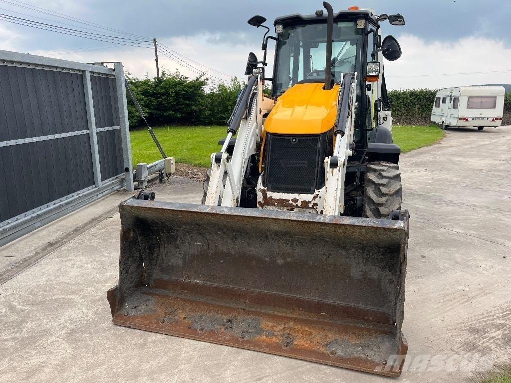 JCB 3CX Compact Buldoexcavatoare