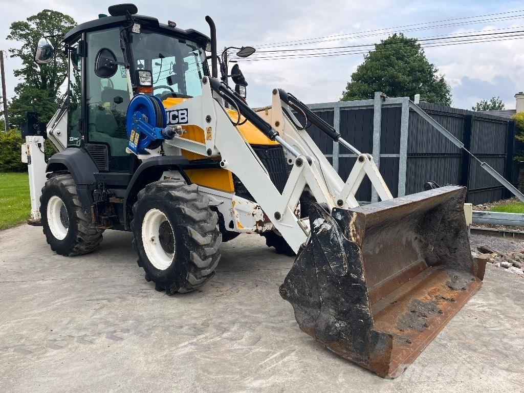 JCB 3CX Compact Buldoexcavatoare