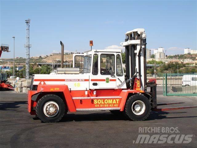 Svetruck 1875-33 Stivuitoare de containere